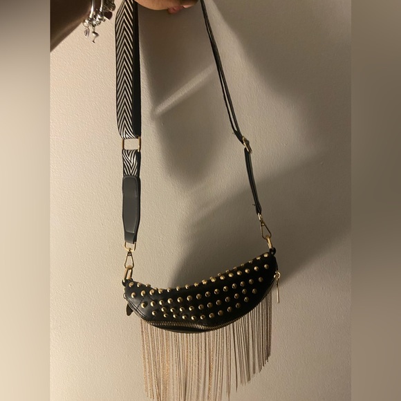 Crossbody bag‼️Excellent condition used once. - Picture 3 of 5